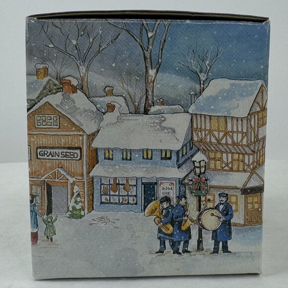 Vintage 1990 Dickensville Collectables Porcelain Apple Stand Christmas Village - Picture 12 of 13